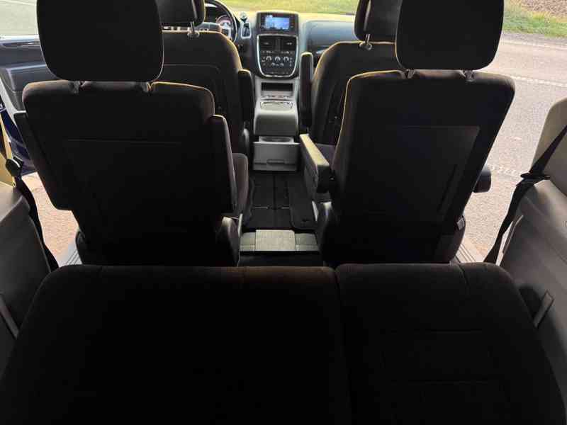 Dodge Grand Caravan 3,6 RT LPG 2014 - foto 6