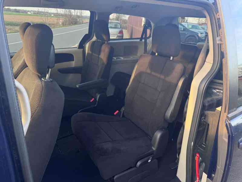 Dodge Grand Caravan 3,6 RT LPG 2014 - foto 11
