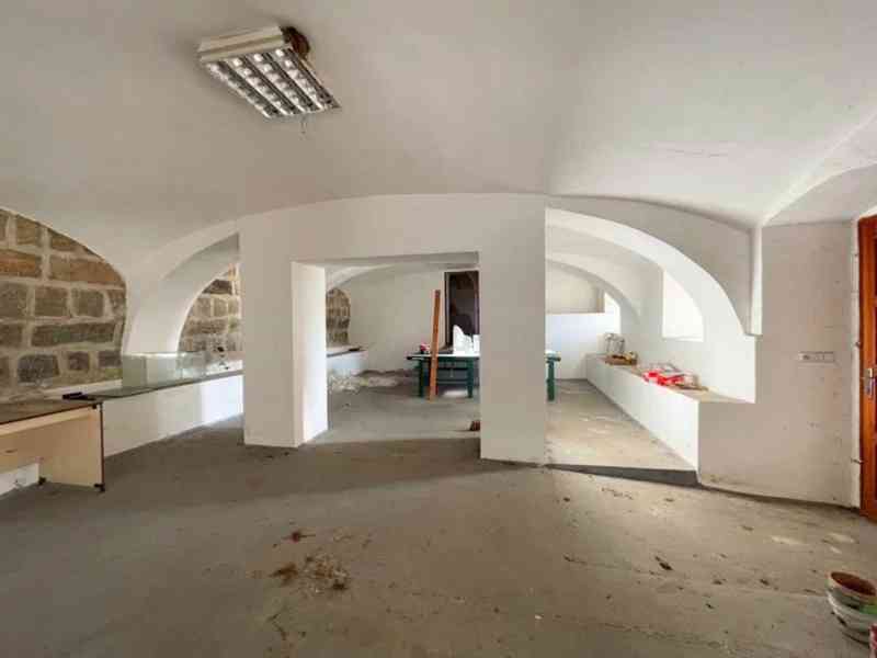 Prodej rodinného domu 300 m², Česká Lípa - Stará Lípa - foto 28