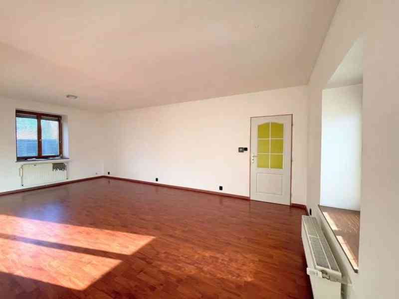 Prodej rodinného domu 300 m², Česká Lípa - Stará Lípa - foto 8