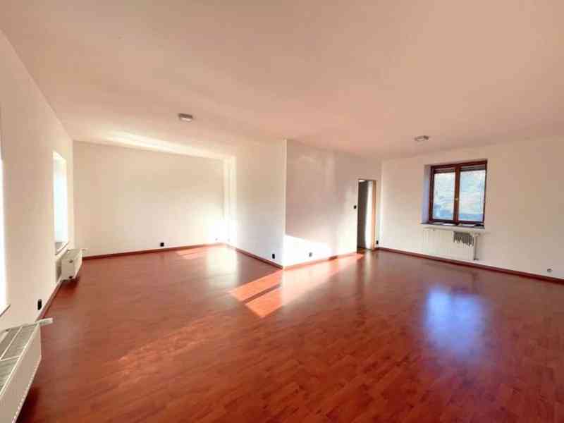 Prodej rodinného domu 300 m², Česká Lípa - Stará Lípa - foto 5