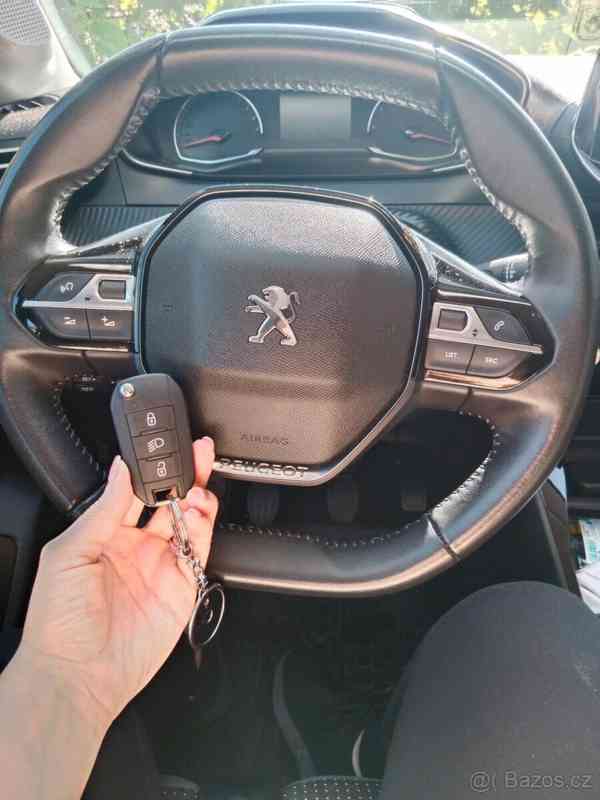 Peugeot 208 1,5   Blue HDI, 75kw, 100koni - foto 6