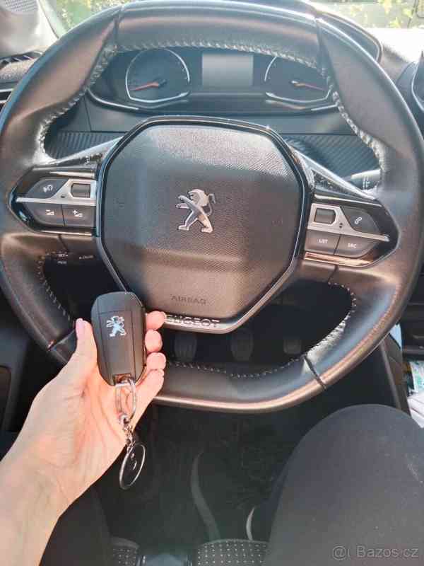 Peugeot 208 1,5   Blue HDI, 75kw, 100koni - foto 5