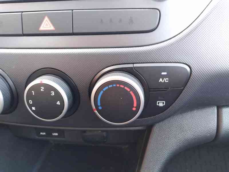 HYUNDAI i10 1.0i   KLIMA,1.MAJITEL,ČR - foto 19