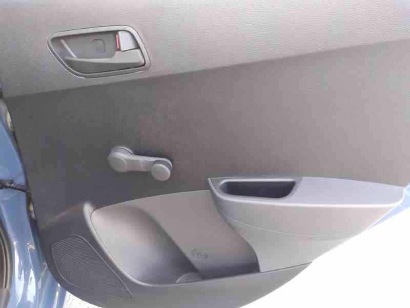 HYUNDAI i10 1.0i   KLIMA,1.MAJITEL,ČR - foto 26