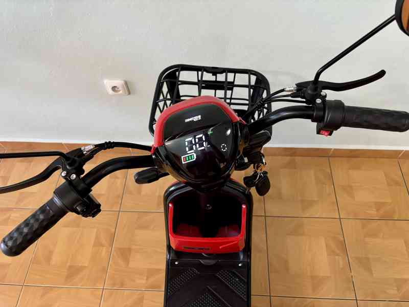 Prodám elektroskútr / elektrokoloběžku – možnost vyzkoušení - foto 5