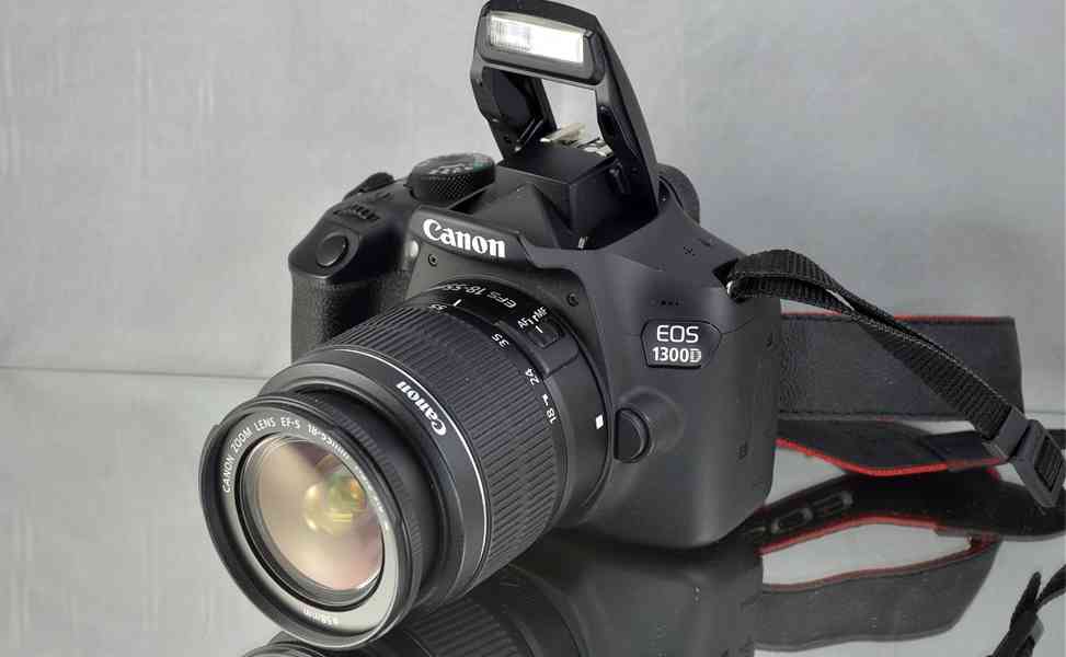 Canon EOS 1300D+EFS 18-55mm *Wi-Fi* 9500 Exp - foto 5