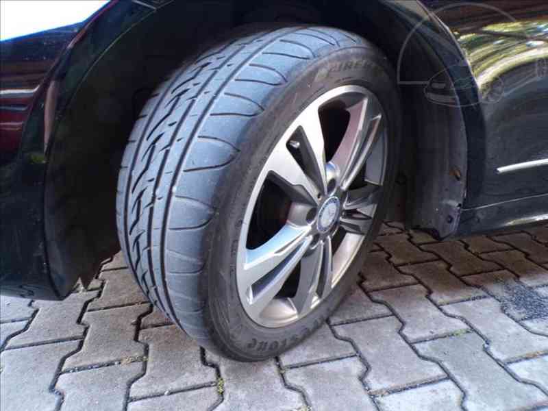 Mercedes-Benz E 200 2,0i AUTOMAT - foto 15