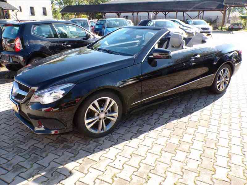 Mercedes-Benz E 200 2,0i AUTOMAT - foto 2