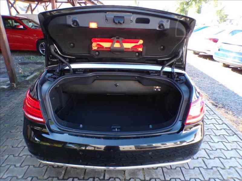Mercedes-Benz E 200 2,0i AUTOMAT - foto 11