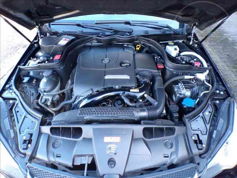 Mercedes-Benz E 200 2,0i AUTOMAT - foto 14