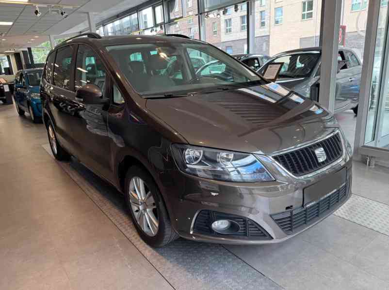 Seat Alhambra 2,0TDI Style 103kw - foto 1