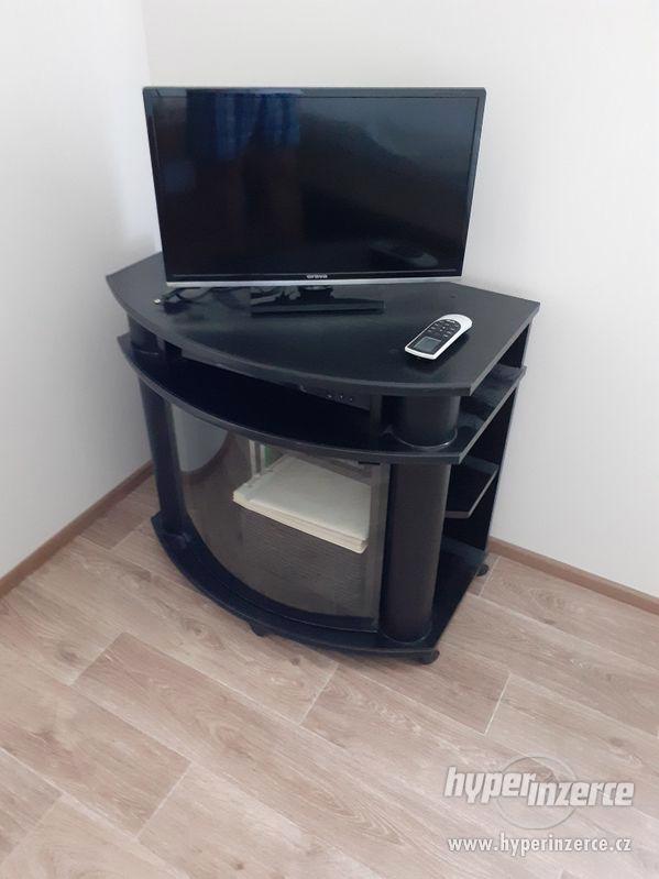 televizní stolek černý - foto 1