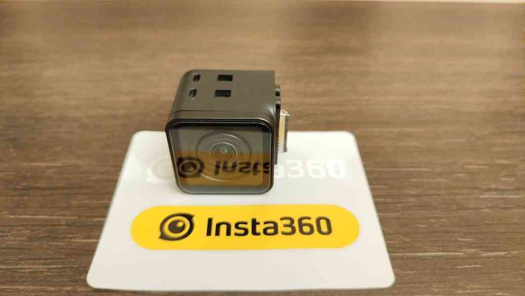 INSTA 360 ONE RS 4K Edit - foto 10