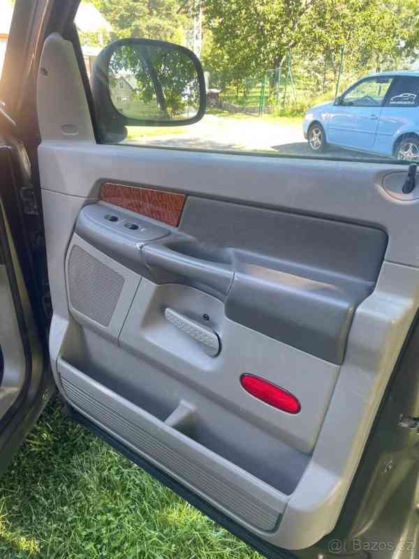 Dodge RAM 1500 - foto 13