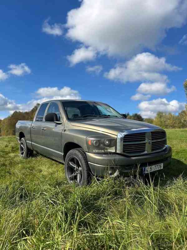 Dodge RAM 1500 - foto 4