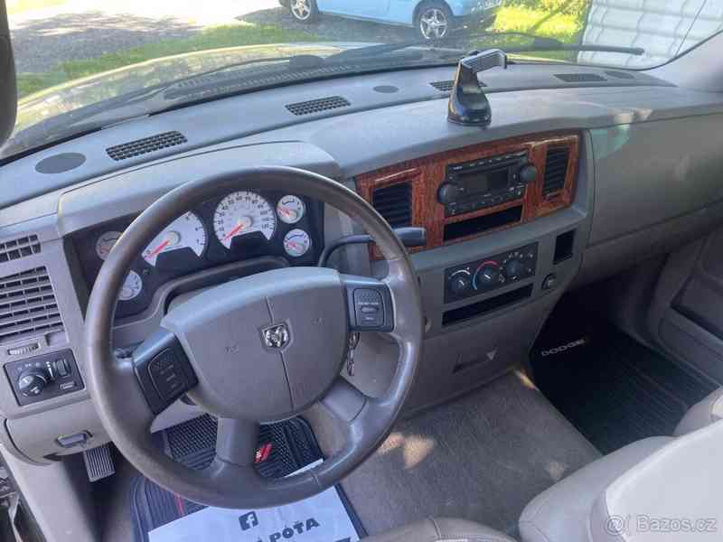 Dodge RAM 1500 - foto 10