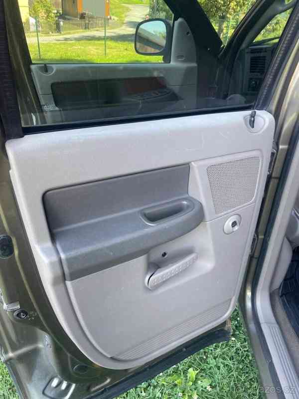 Dodge RAM 1500 - foto 14
