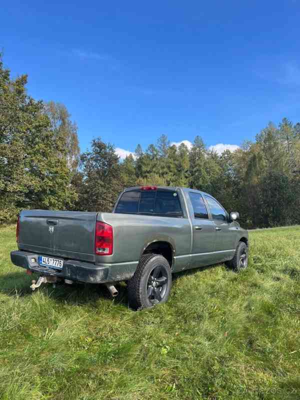 Dodge RAM 1500 - foto 2
