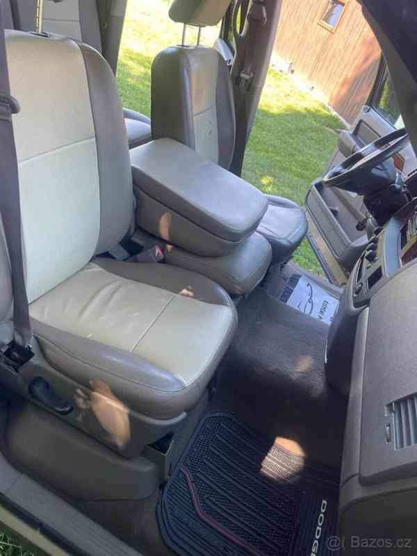 Dodge RAM 1500 - foto 11