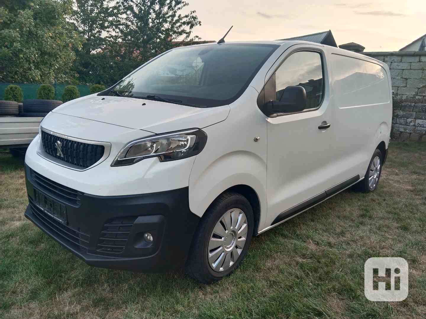 Peugeot Expert 2,0hdi,2017,tažný 2500kg,velký servis,stk - foto 1