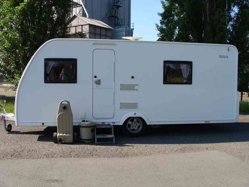 Karavan Lunar Venus 500/4 rok 2012 - foto 7