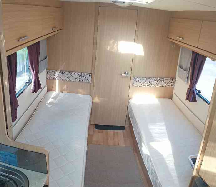 Karavan Lunar Venus 500/4 rok 2012 - foto 17