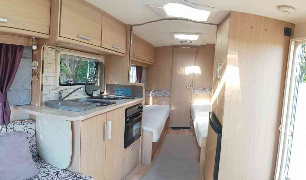 Karavan Lunar Venus 500/4 rok 2012 - foto 15