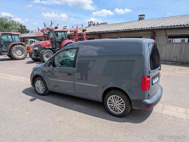 Volkswagen Caddy 2,0 - foto 4