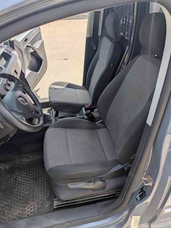 Volkswagen Caddy 2,0 - foto 8