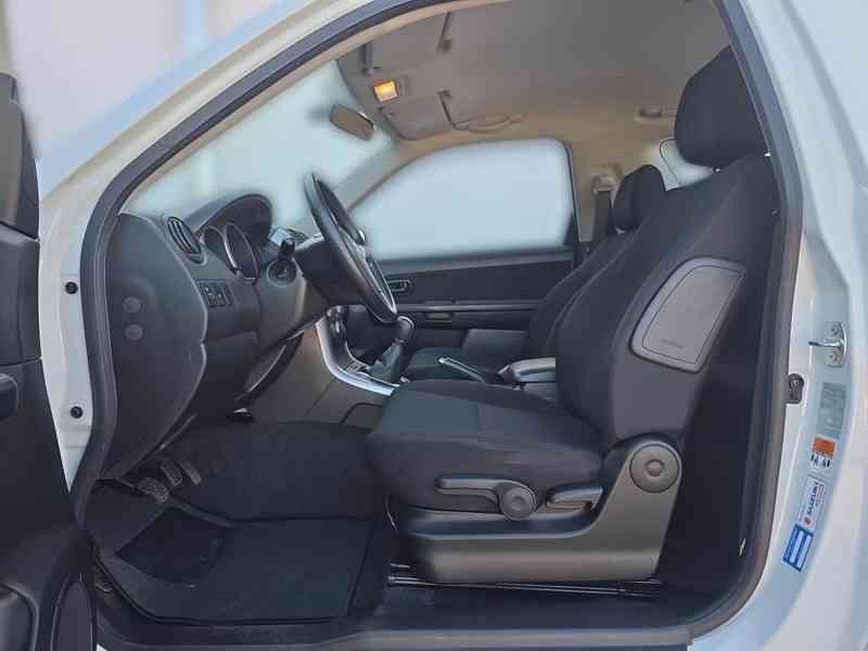 Suzuki Grand Vitara 1.6i. City benzín 78kw - foto 17