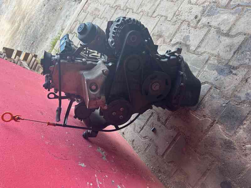 Motor 1,2 HTP 40KW kód AWY VW, Škoda, Seat komplet - foto 2