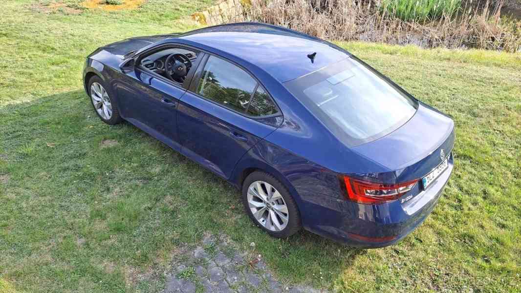 Škoda Superb 2,0   TDI 110 Kw - foto 1