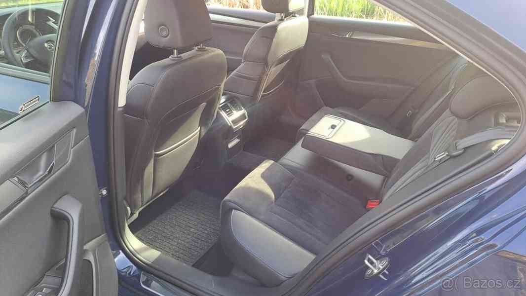 Škoda Superb 2,0   TDI 110 Kw - foto 17