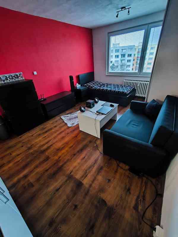 Pronájem 1+kk, sídliště Vajgar, Jindřichův Hradec - foto 3