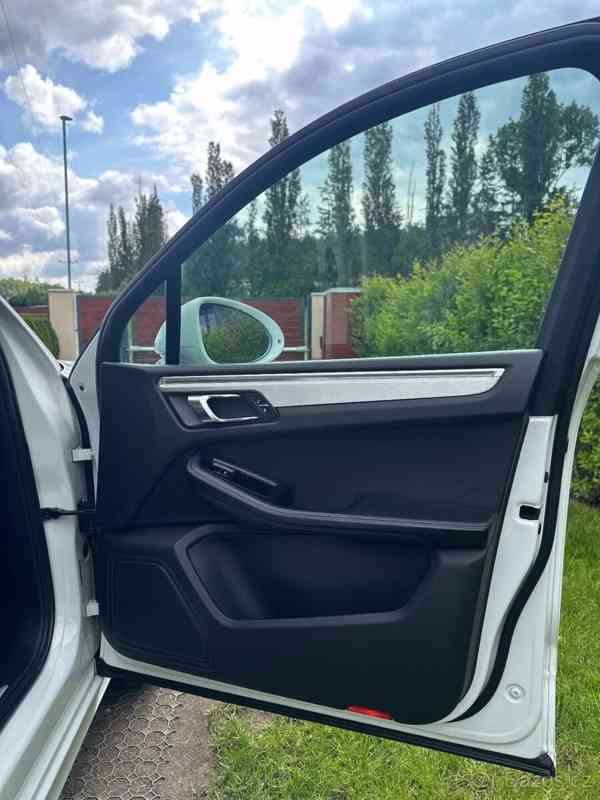 Porsche Macan 3,0   GTS, V6 - foto 17