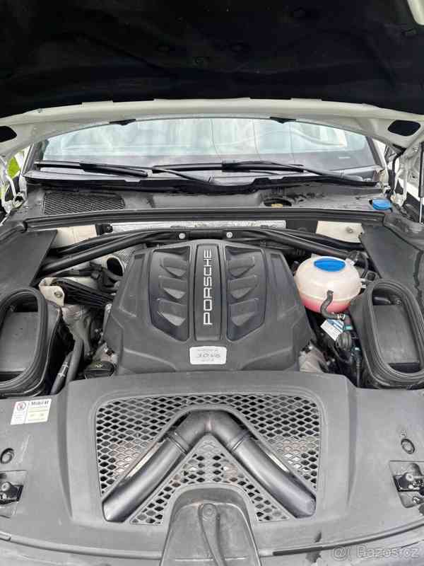 Porsche Macan 3,0   GTS, V6 - foto 30