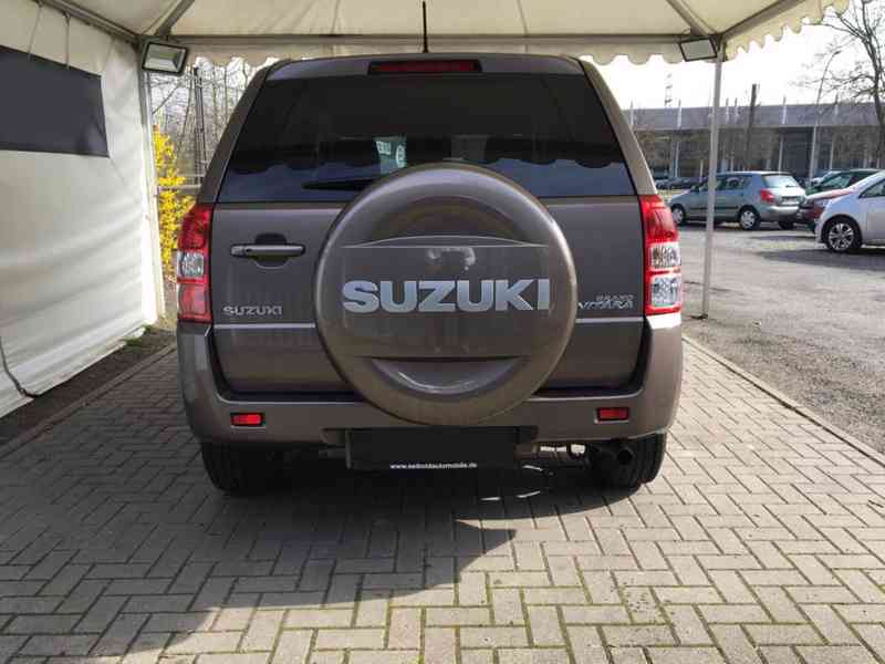 Suzuki Grand Vitara 2.4i 4x4 Comfort benzín 124kw - foto 10