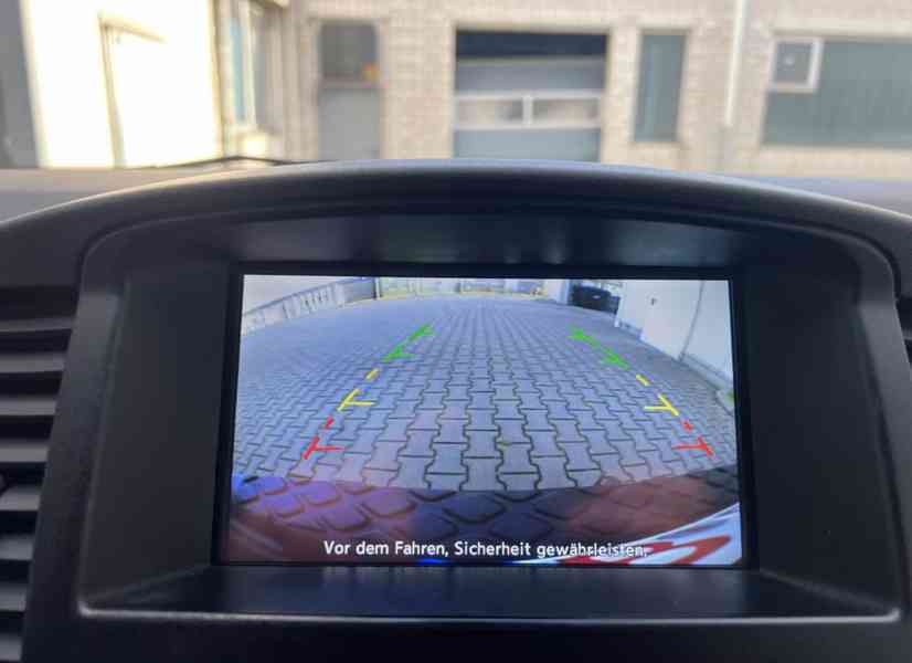 Nissan Pathfinder 3.0 dCi LE 170kw - foto 8