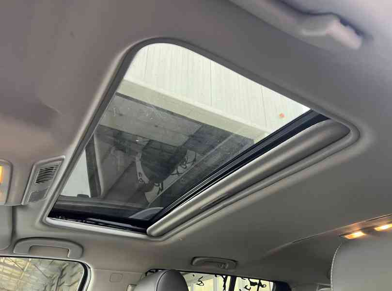 Nissan Pathfinder 3.0 dCi LE 170kw - foto 9