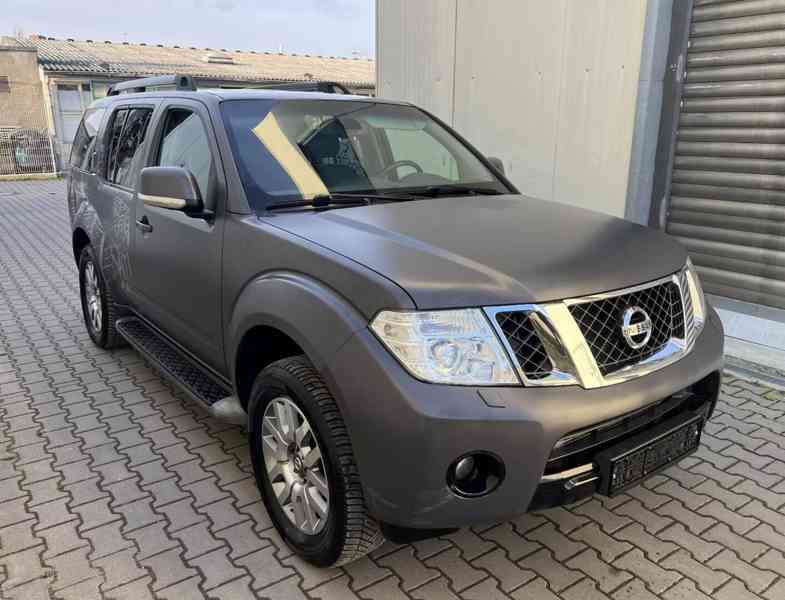 Nissan Pathfinder 3.0 dCi LE 170kw - foto 1