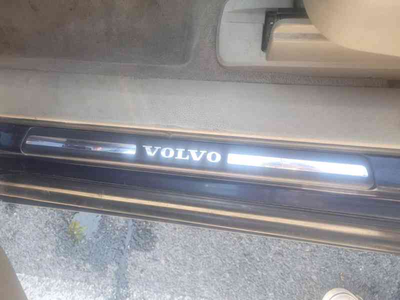 Volvo XC90 Automat 2004 2.4D 120kw Verze Bez DPF - foto 3