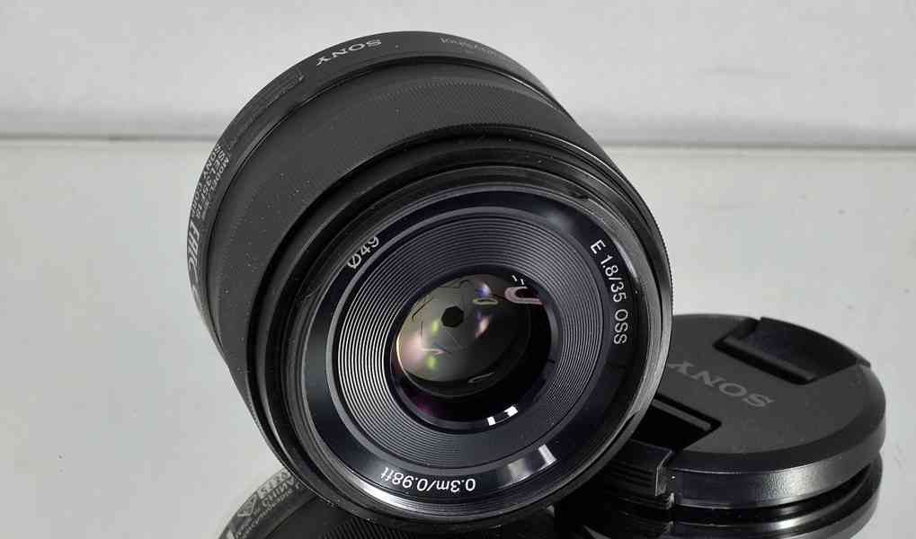 Sony E 35mm f/1,8 OSS *APS-C Pevný **E mount - foto 3