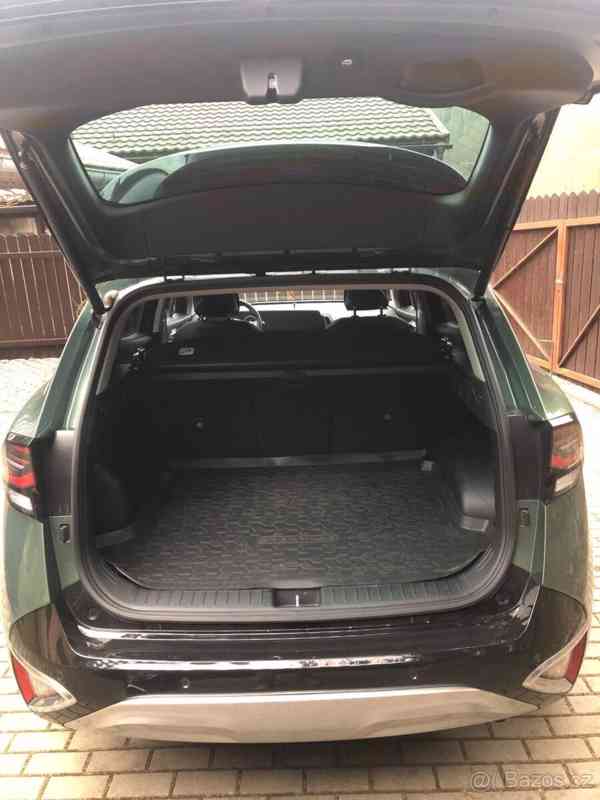 Kia Sportage 1,6   NQ5 T-GDi GPF 4x2 TOP 2023 - foto 4