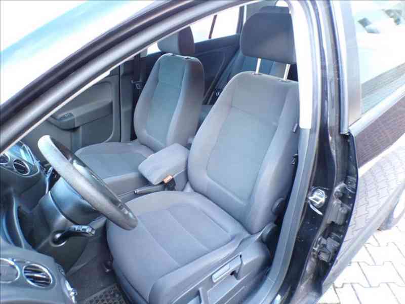 Volkswagen Golf Plus 1,6 FSI COMFORT - foto 10