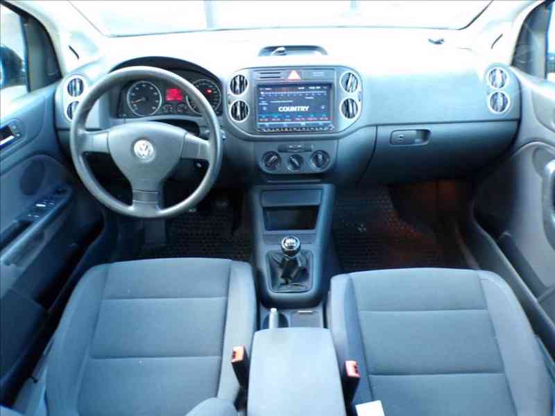 Volkswagen Golf Plus 1,6 FSI COMFORT - foto 5