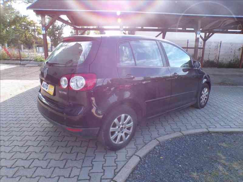 Volkswagen Golf Plus 1,6 FSI COMFORT - foto 3