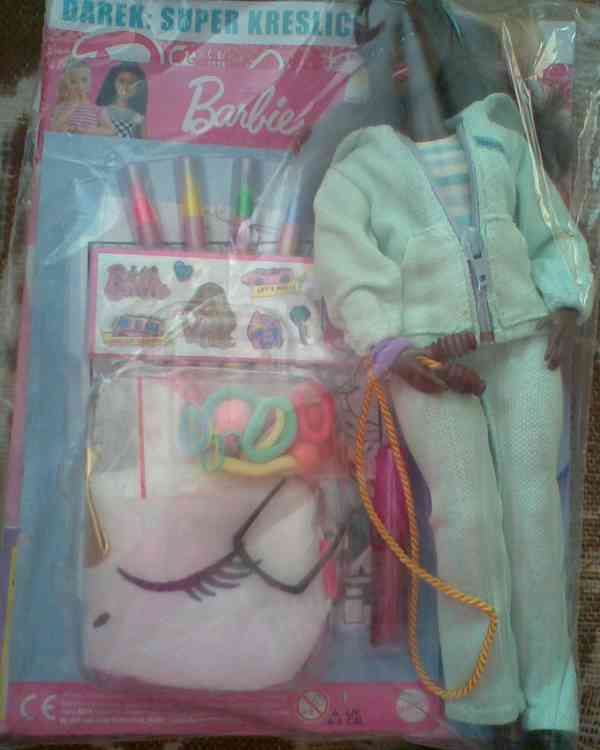 Nová Barbie s časopisem sleva - foto 3