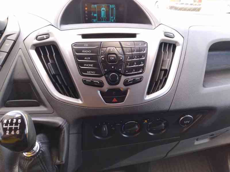 FORD TRANSIT CUSTOM 2.2 TDCI  1.MAJITEL,92kW - foto 25