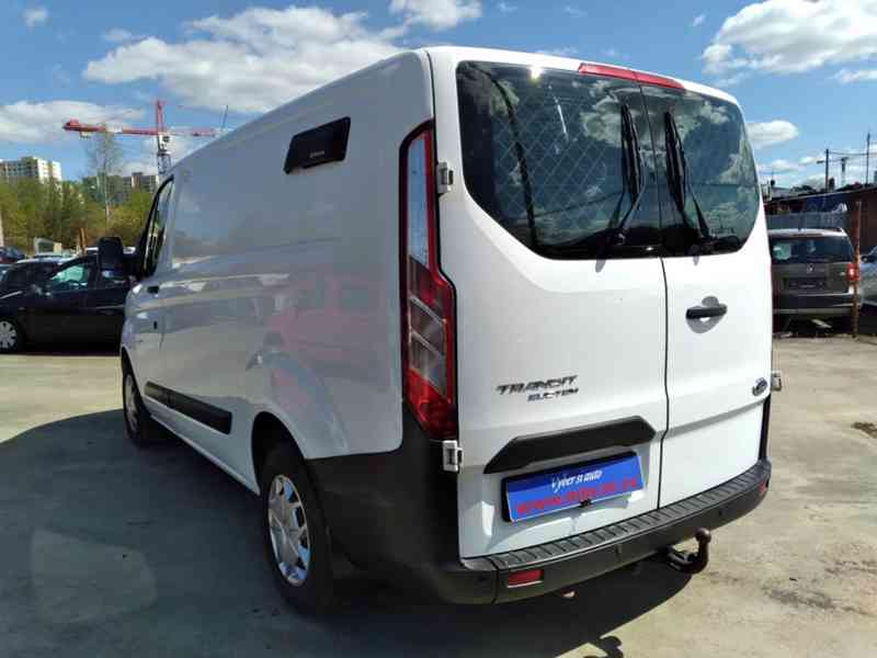 FORD TRANSIT CUSTOM 2.2 TDCI  1.MAJITEL,92kW - foto 8